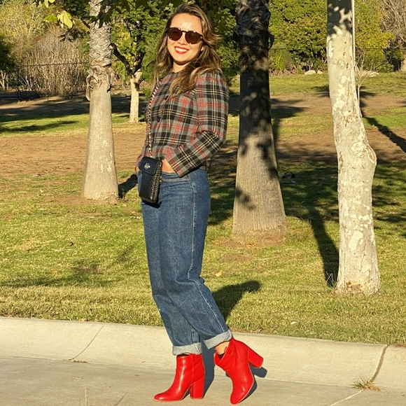 Meet your Posher, Leslie - Picture 9 of 15